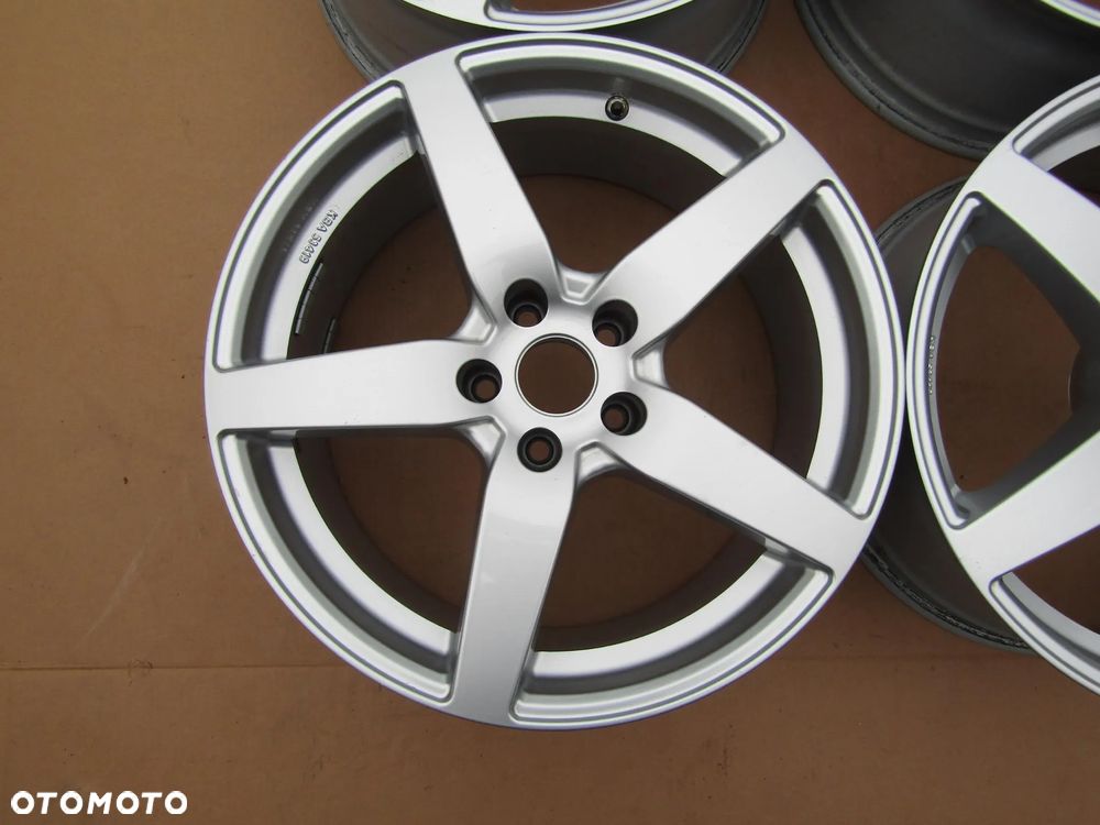4x Felgi 18 Audi A4 A5 A6 S6 A7 S7 C8 A8 Q3 Q5 Q7 VW Tiguan Mercedes EQ EQC Skoda Karoq Kodiaq Yeti Superb Seat Ateca BMW 8 j 5x112 ET26 - 8