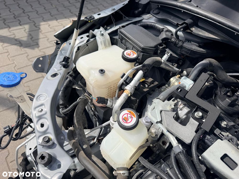 Toyota Corolla 2.0 Hybrid Executive - 13