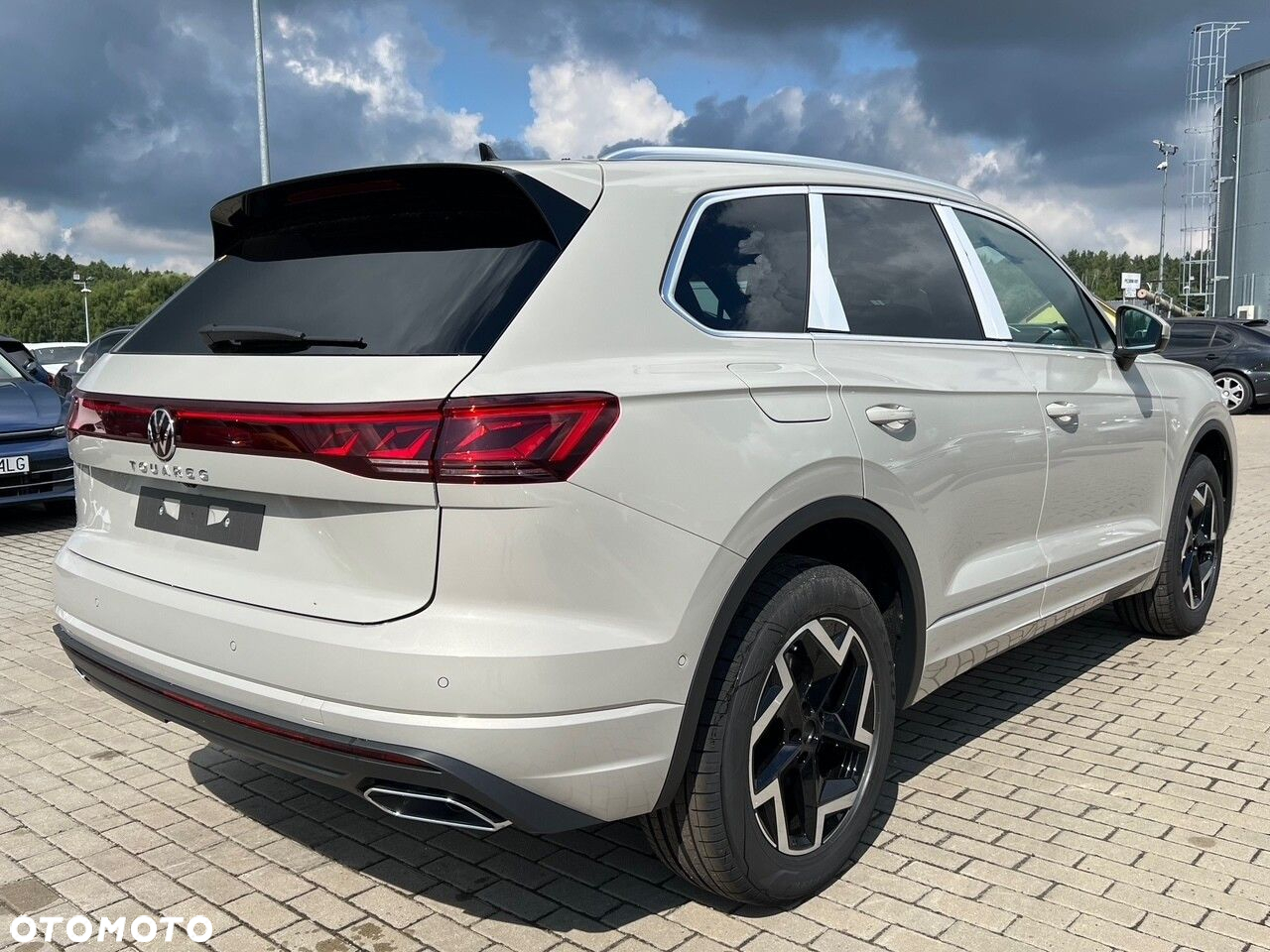 Volkswagen Touareg 3.0 V6 TDI 4Motion Elegance - 4
