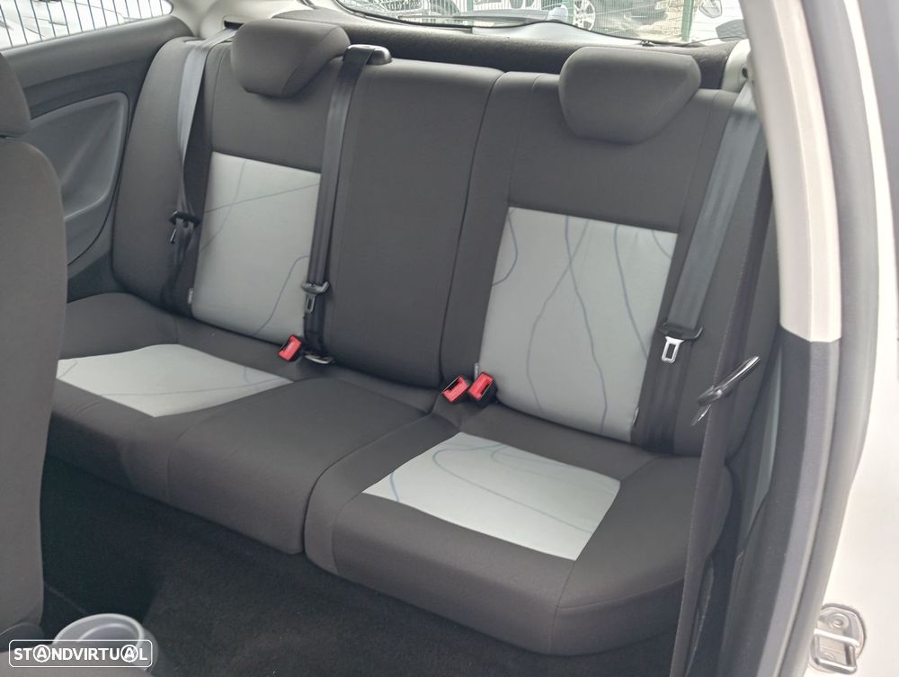 SEAT Ibiza 1.2 12V Reference - 13