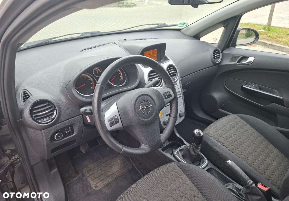 Opel Corsa - 19