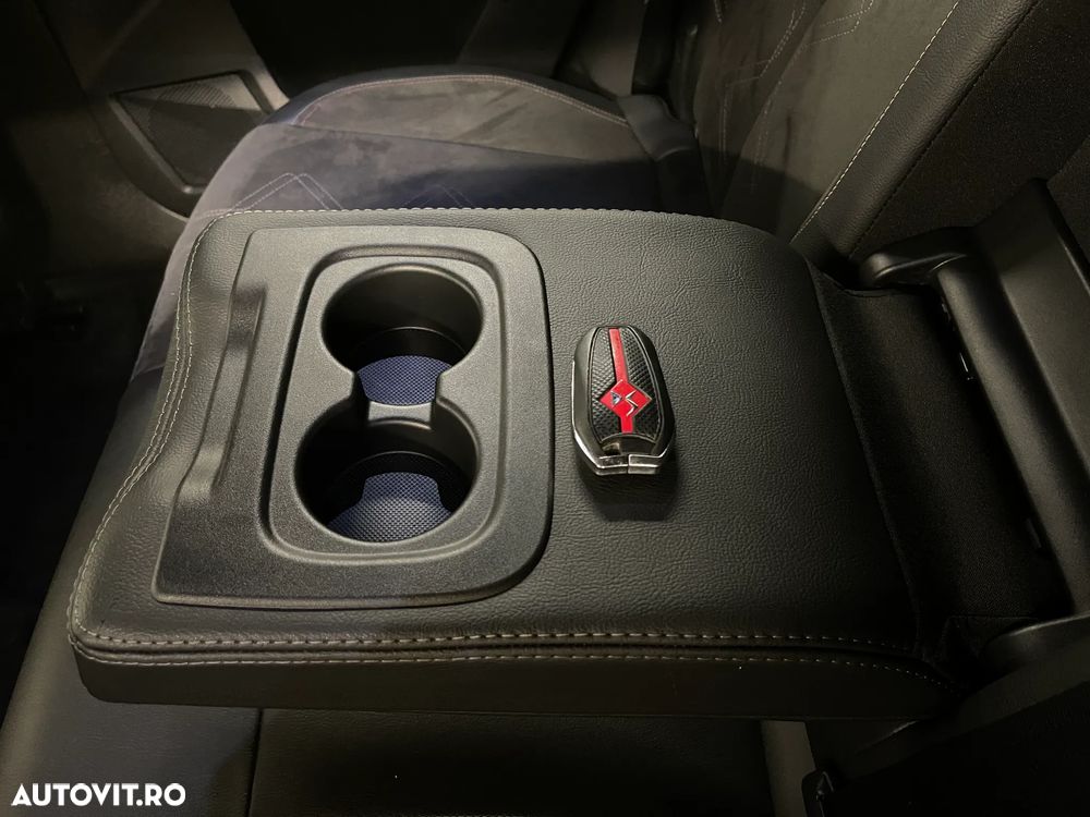 DS Automobiles DS 7 Crossback DS7 1.6 PHeV FWD 225 EAT8 PERFORMANCE LINE + - 32