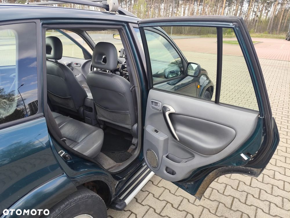Toyota RAV4 4x4 - 19