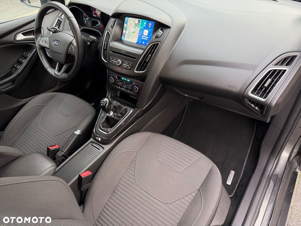 Ford Focus 1.0 EcoBoost STart-Stopp-System TITANIUM DESIGN - 25