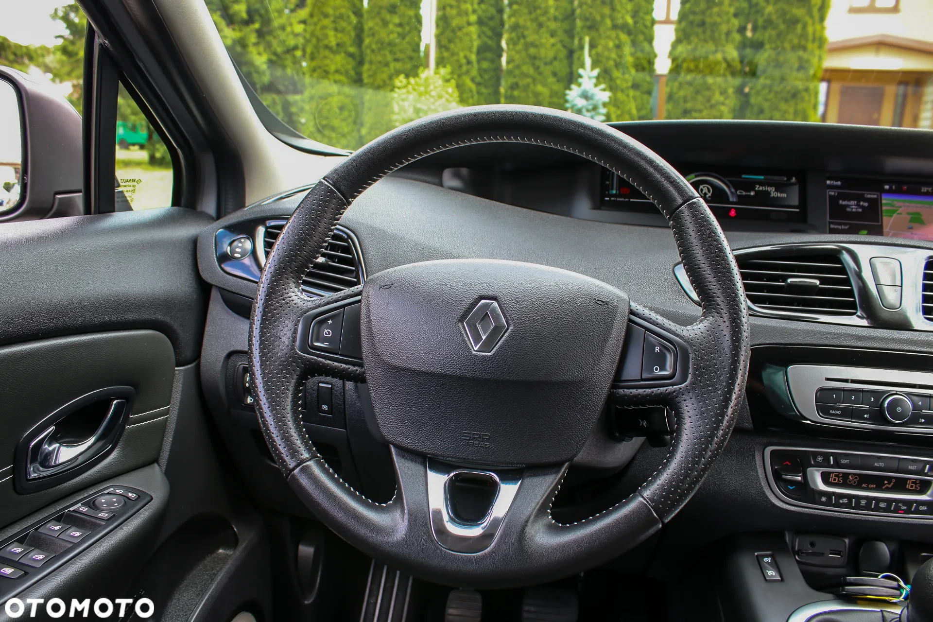 Renault Scenic 1.2 TCe Energy Bose Edition - 34