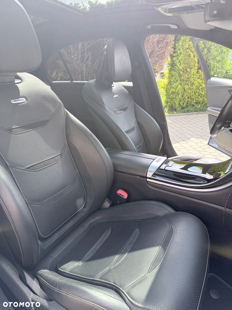 Mercedes-Benz Klasa C AMG 43 4Matic AMG Speedshift MCT9G - 15