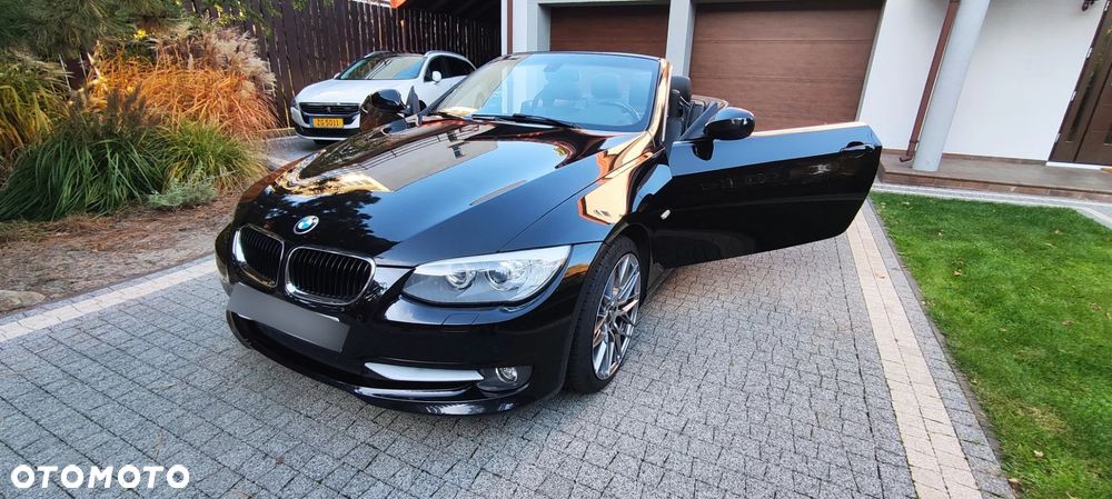 BMW Seria 3 320i - 30