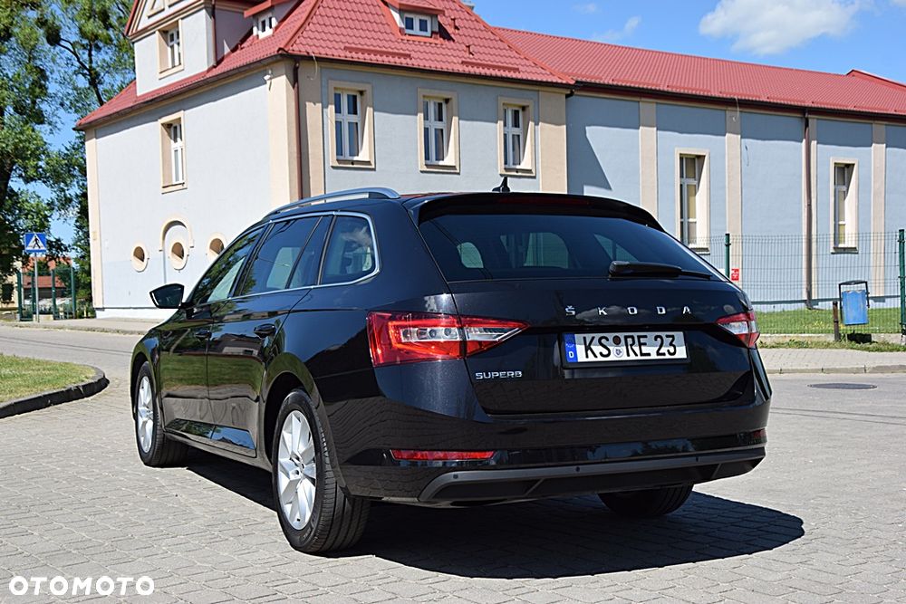 Skoda Superb 2.0 TDI Active DSG7 - 4