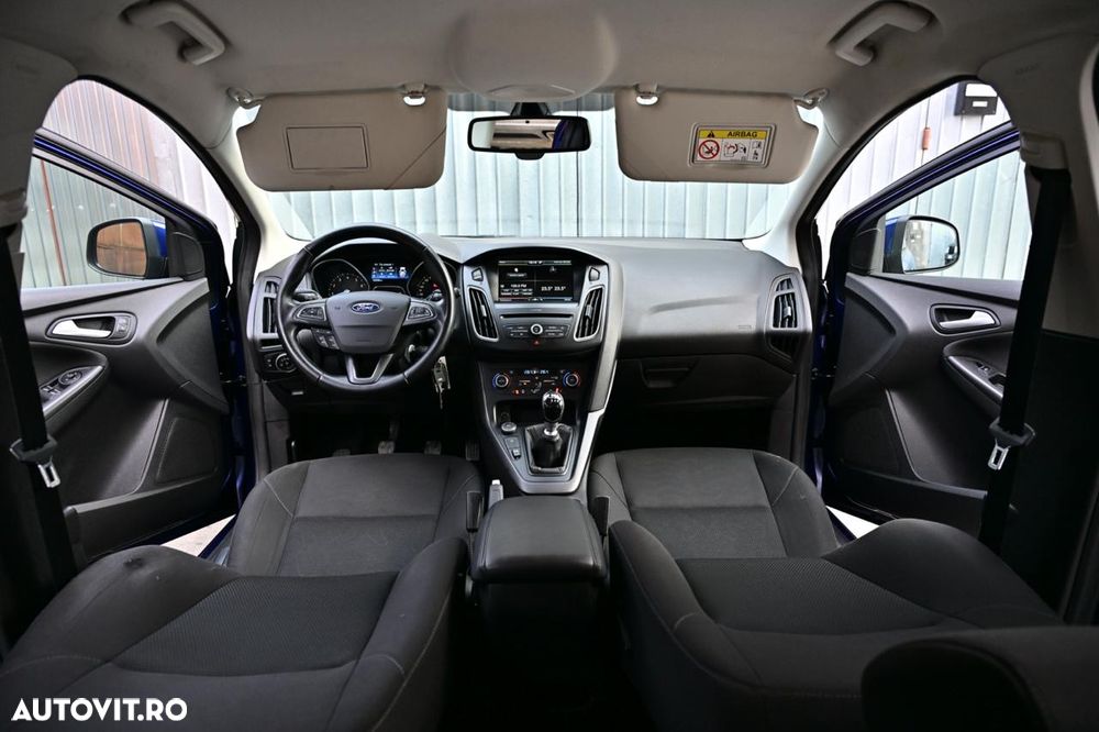 Ford Focus 1.0 EcoBoost Sport - 12