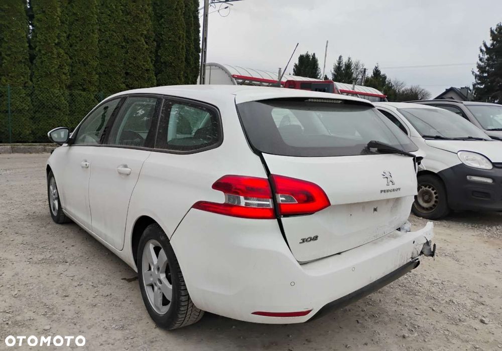 Peugeot 308 - 4