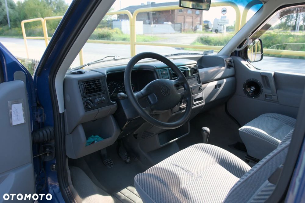 Volkswagen Transporter - 31