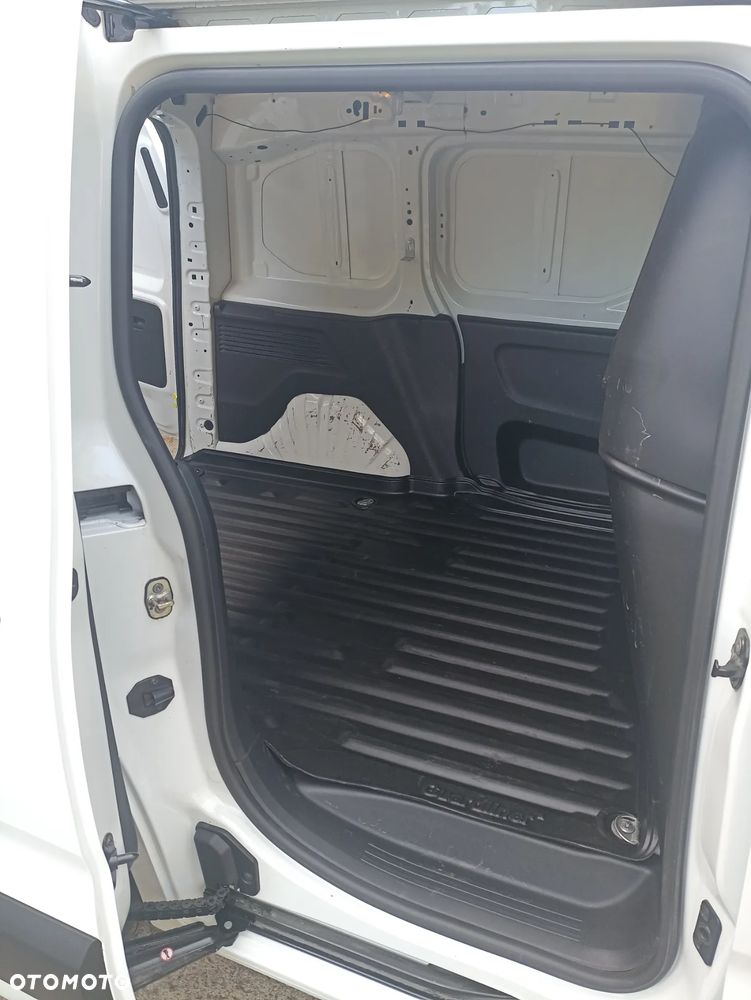 Toyota Proace City - 20