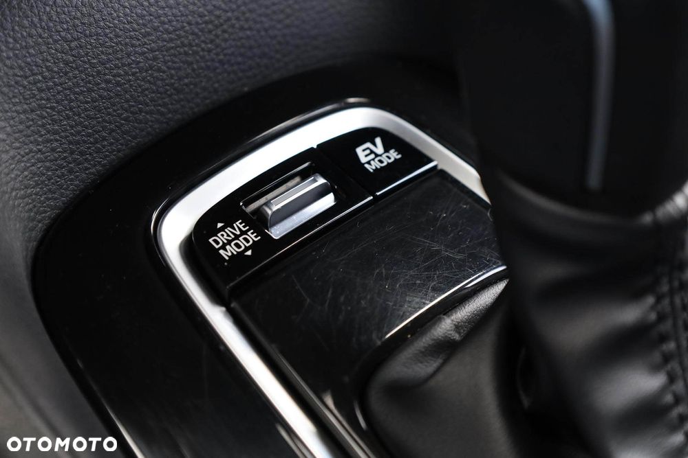 Toyota Corolla 1.8 Hybrid Comfort - 26