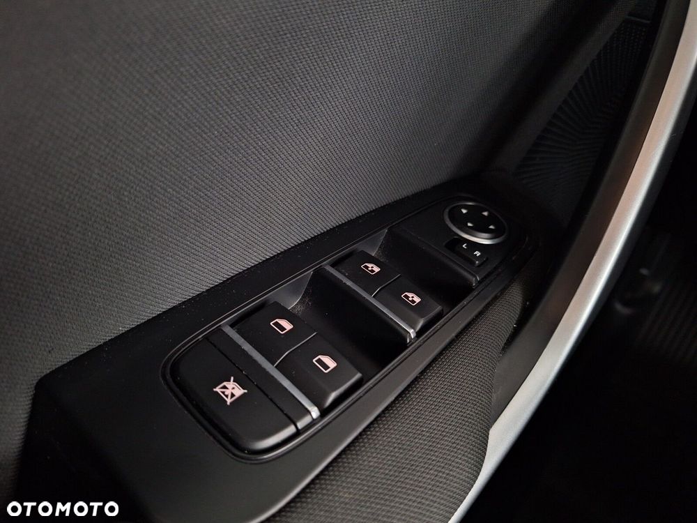 Kia Ceed 1.5 T-GDI M - 30