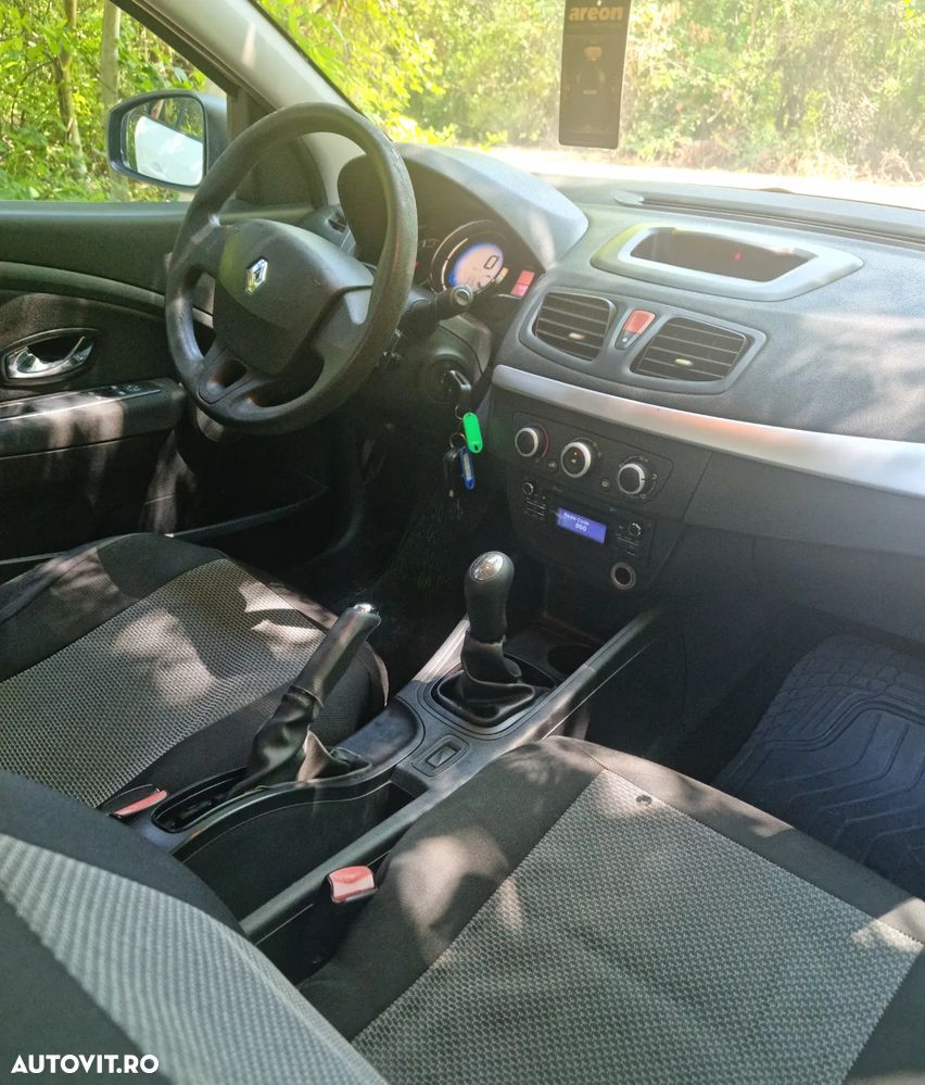 Renault Fluence 1.6 Authentique - 15