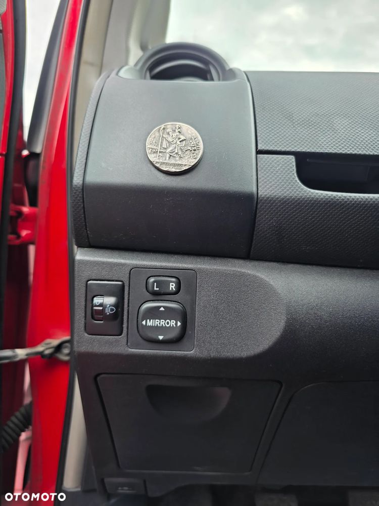 Toyota Yaris 1.0 Luna A/C - 13