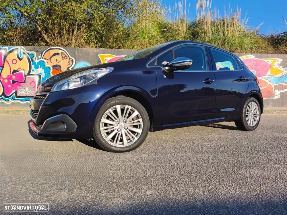 Peugeot 208 PureTech 110 Stop & Start Allure - 19