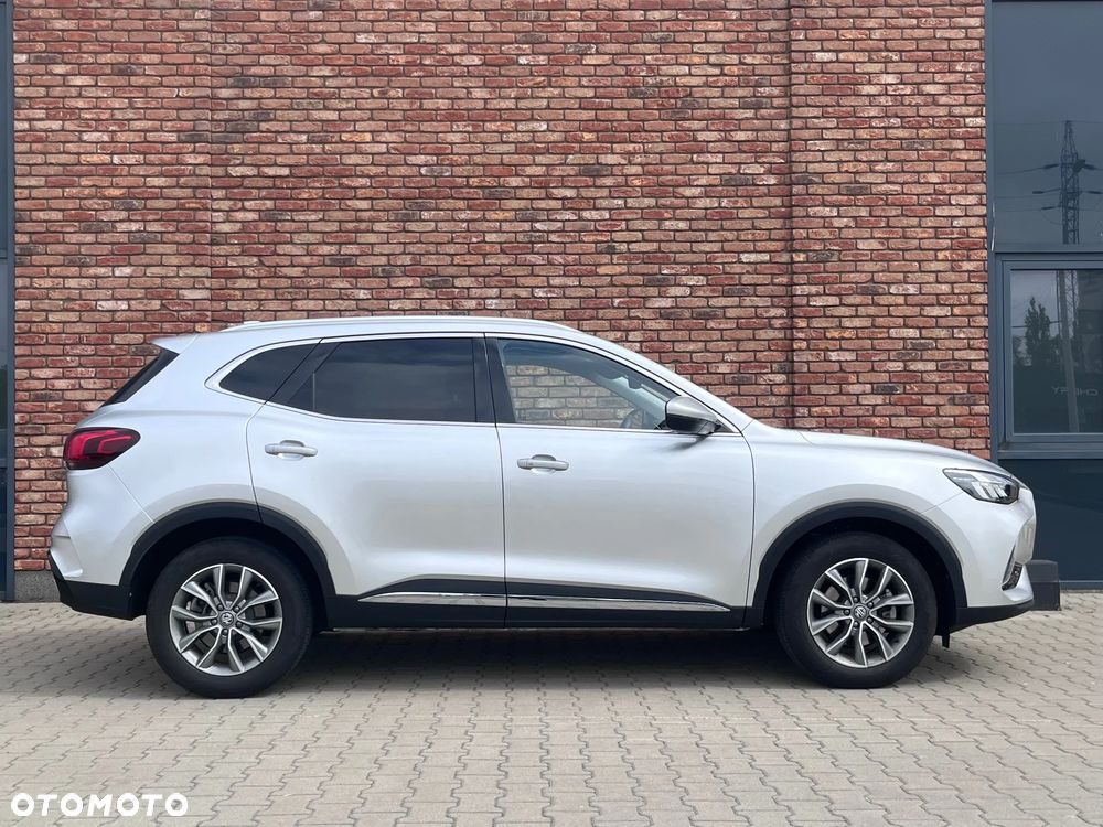 MG HS 1.5 T-GDI Excite DCT - 6