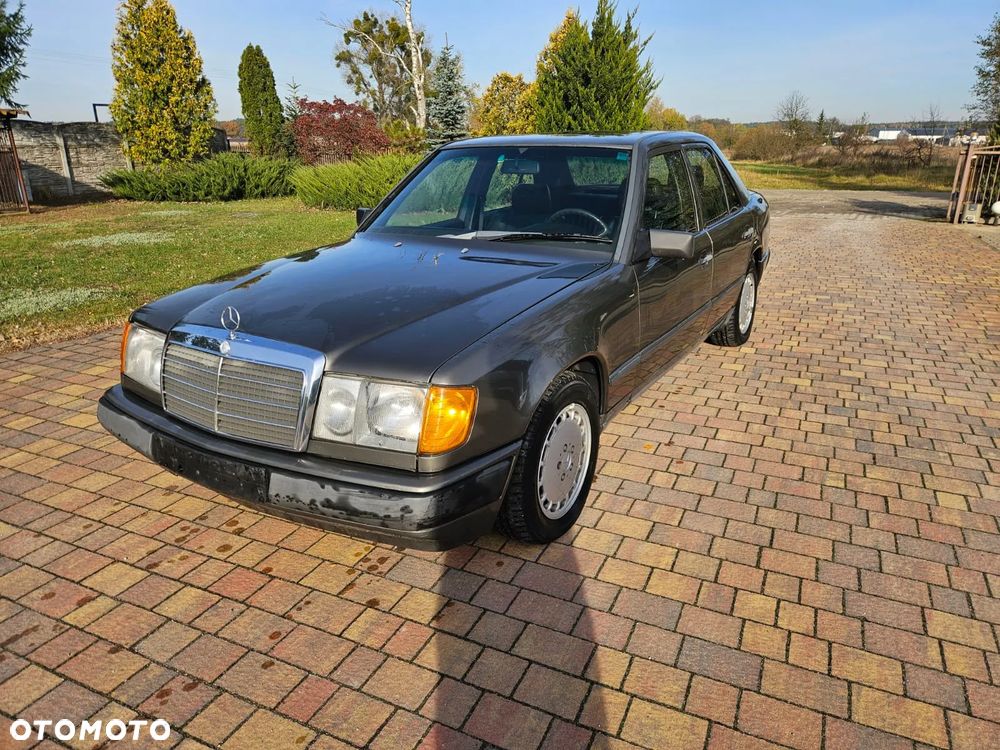 Mercedes-Benz W124 (1984-1993) - 2