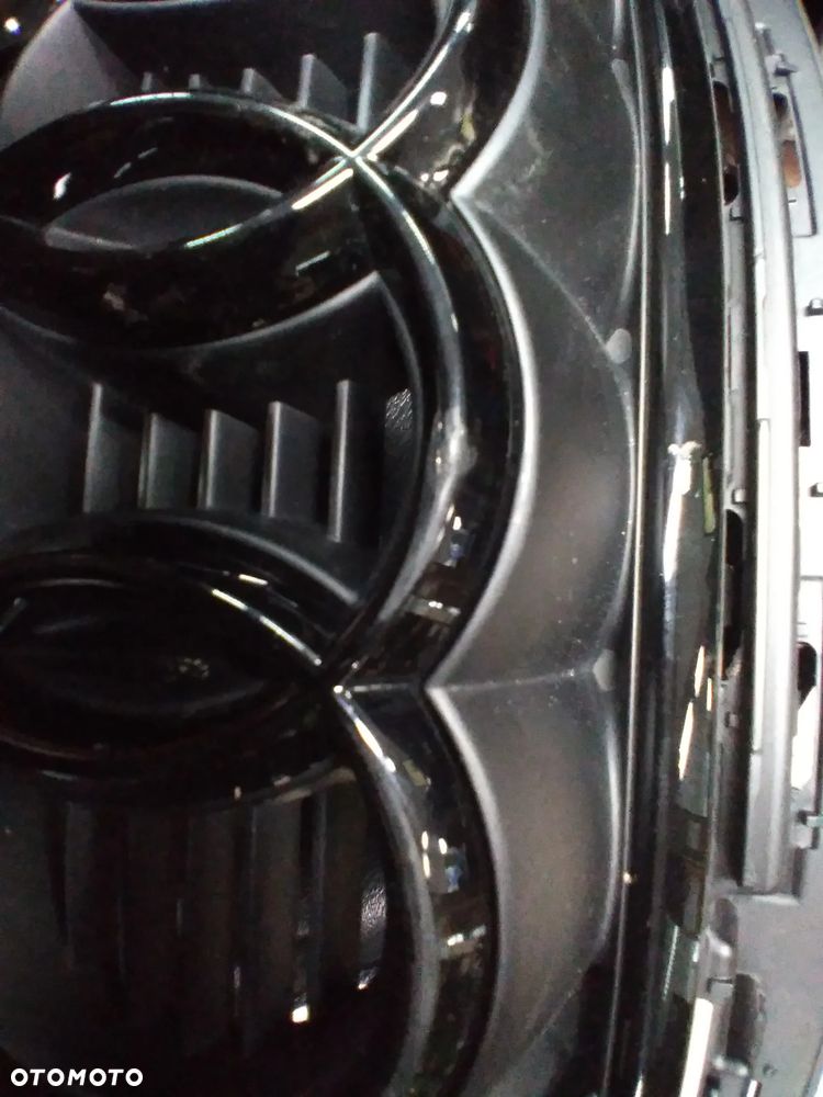 Audi A3 8Y Atrapa Grill S-Line Czarna 8y0853651b - 3