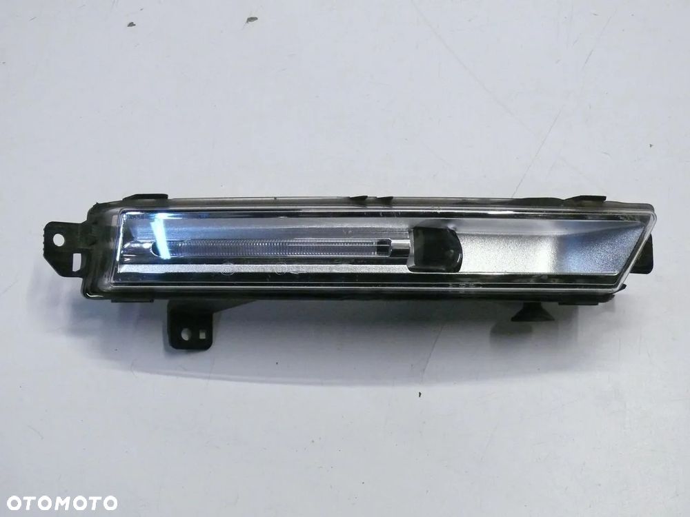 HALOGEN PRAWY LED JAGUAR F-PACE X761 2015 2020 DRL - 1