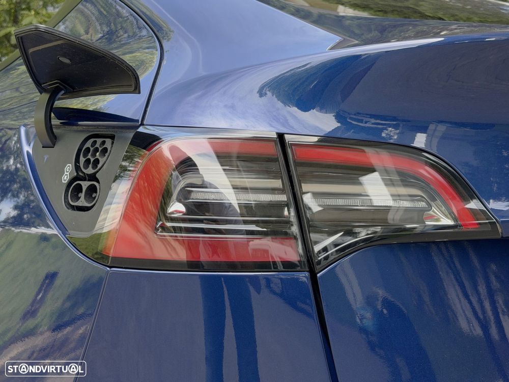 Tesla Model Y Tração Traseira - 43