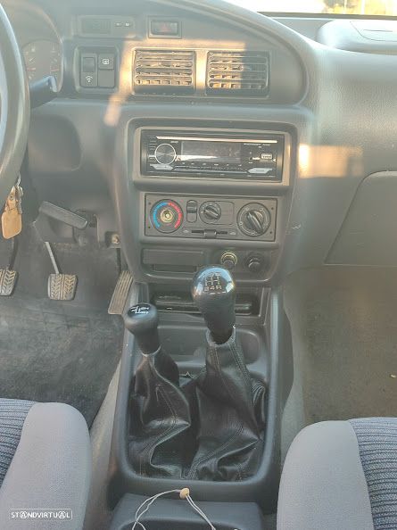 Mazda B2500 4x4 Cabine Dupla - 8