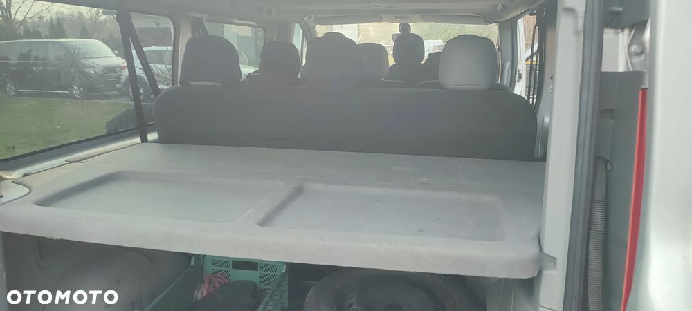 Opel Vivaro - 18