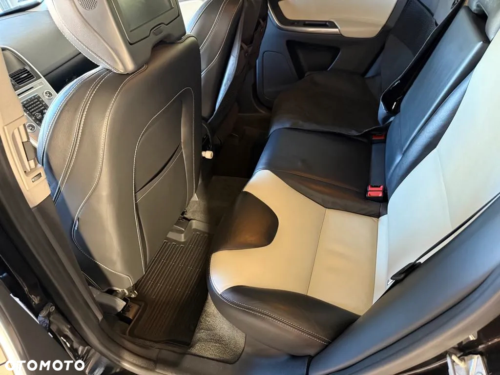 Volvo XC 60 D4 AWD Summum - 5