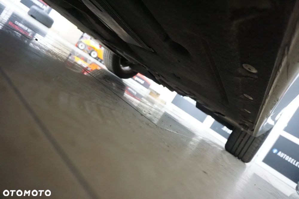 BMW Seria 1 120d Urban Line - 14