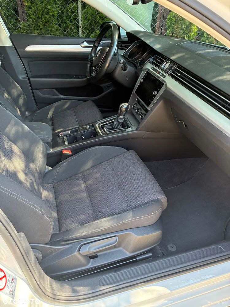 Volkswagen Passat 2.0 TDI BMT Comfortline DSG7 - 22