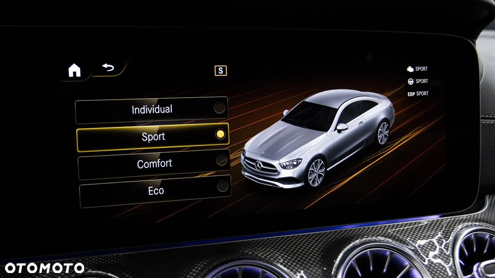 Mercedes-Benz Klasa E 220 d 4-Matic AMG - 35