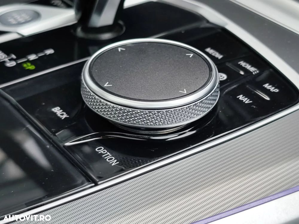 BMW X5 xDrive25d xLine - 29