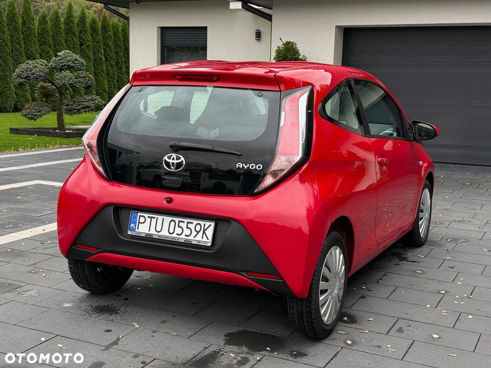 Toyota Aygo x-play - 8