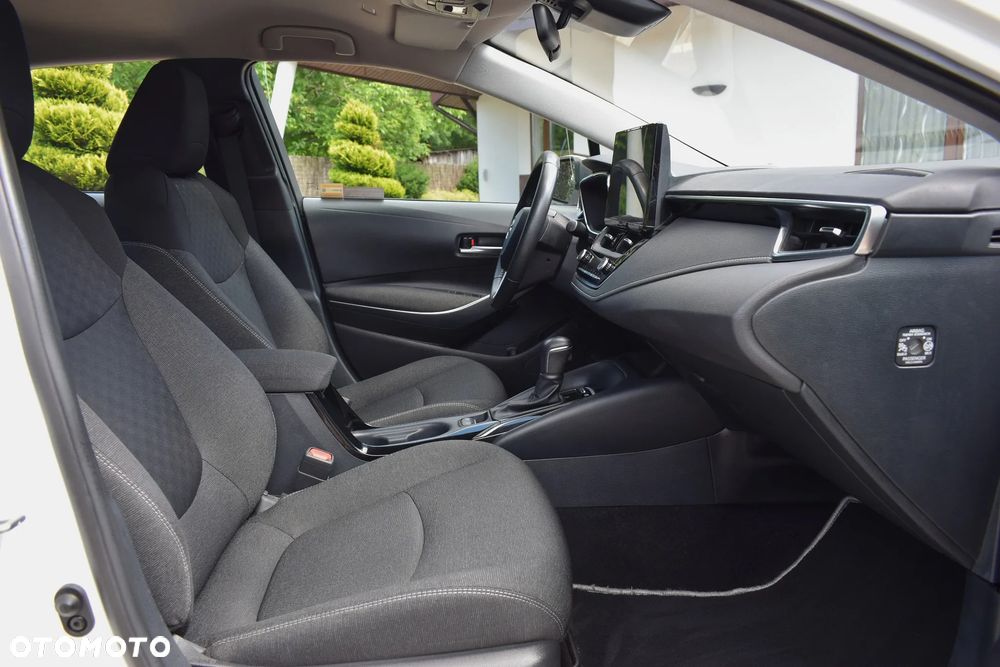 Toyota Corolla 1.8 Hybrid Style - 10