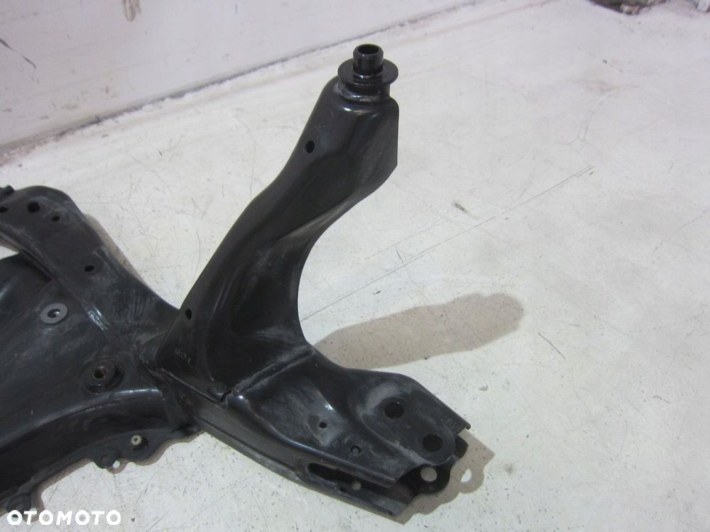BMW X1 F48 F46 F39 BELKA ZAWIESZENIA SANKI WÓZEK PRZÓD 31116872729 6872729 - 3