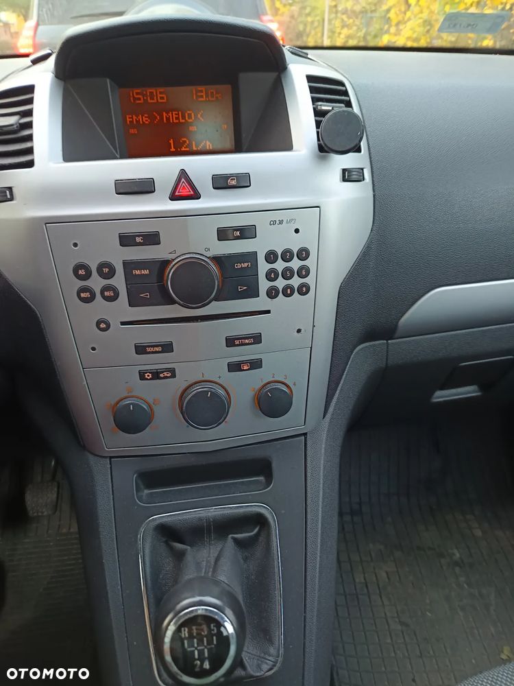 Opel Zafira 1.6 Enjoy - 16