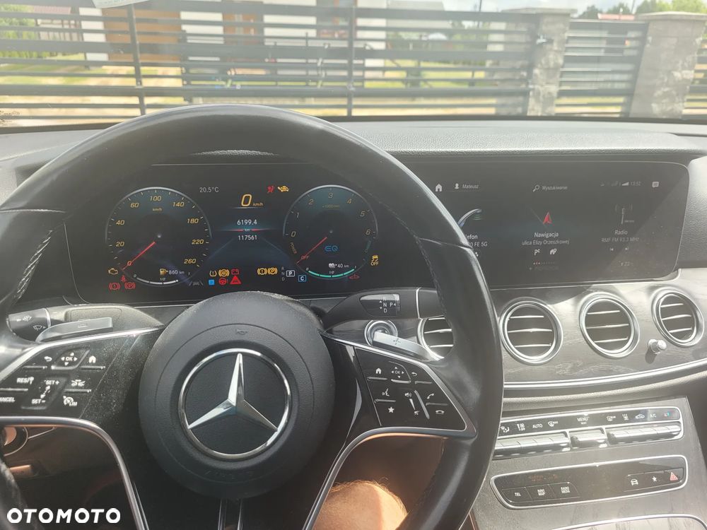 Mercedes-Benz Klasa E 300 de Business Edition - 15