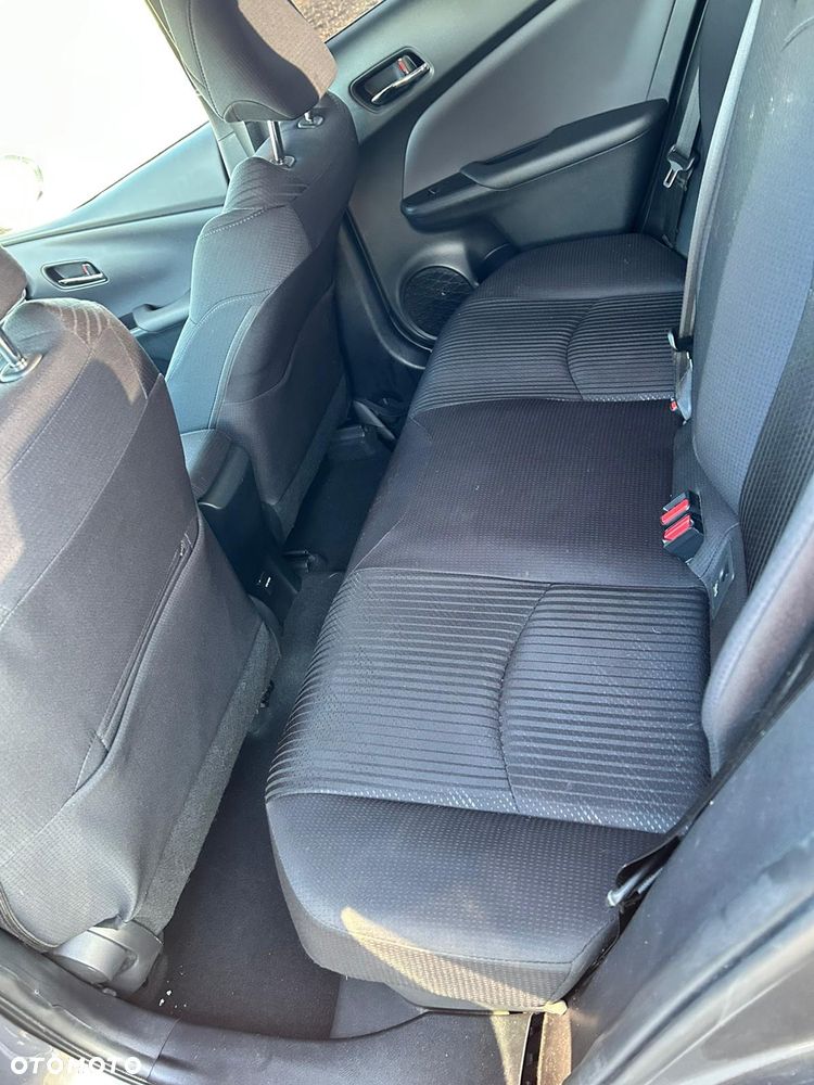 Toyota Prius - 13