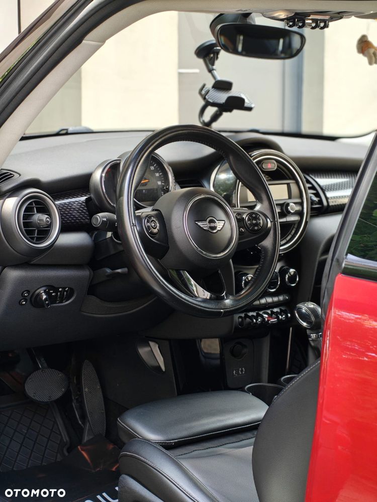 MINI Cooper S Standard - 8