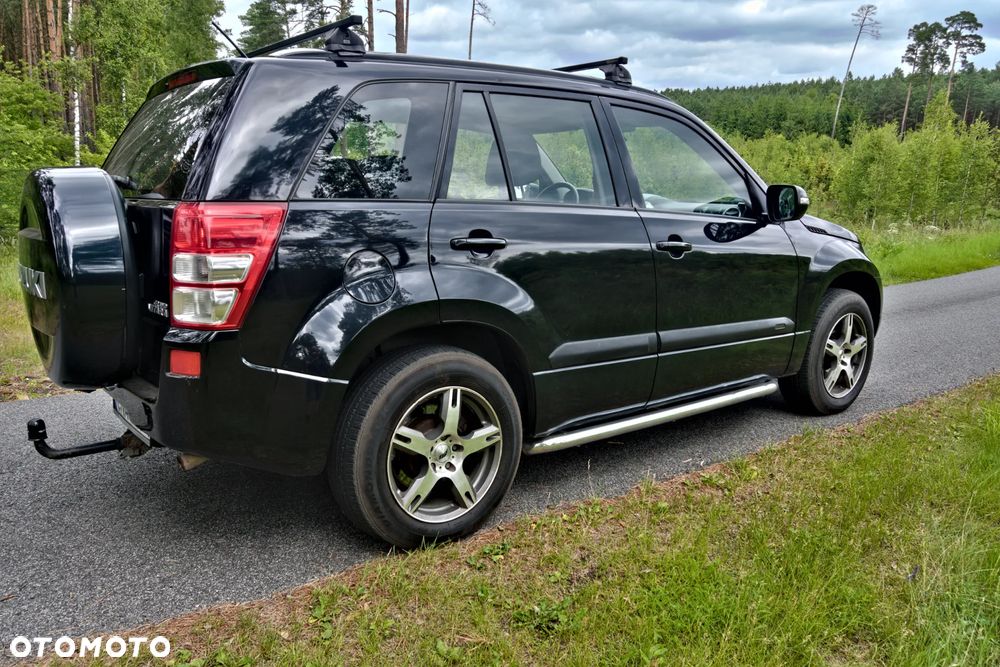 Suzuki Grand Vitara 2.0 - 1