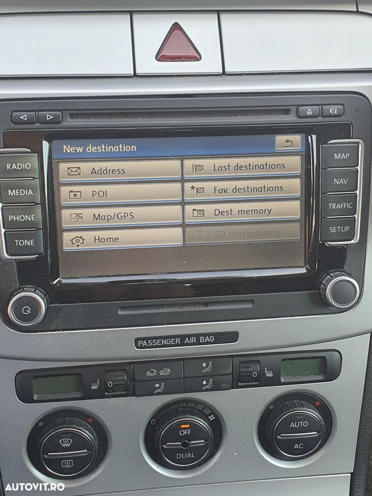 Volkswagen Passat - 12