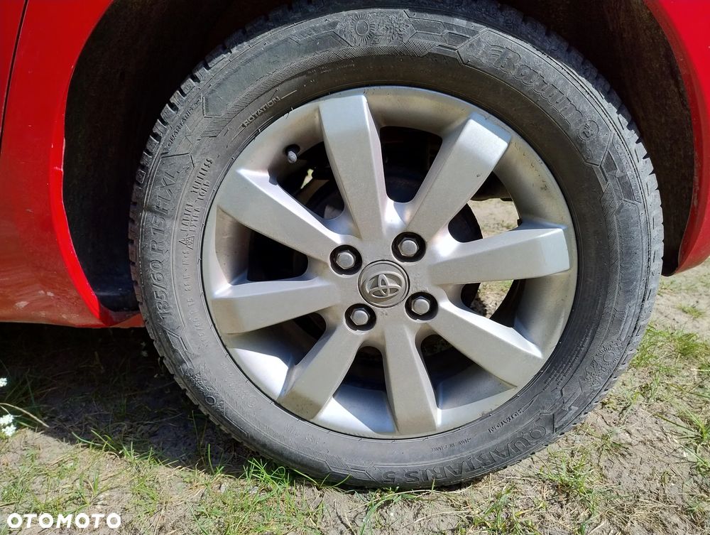 Toyota Yaris 1.0 Terra EU5 - 17