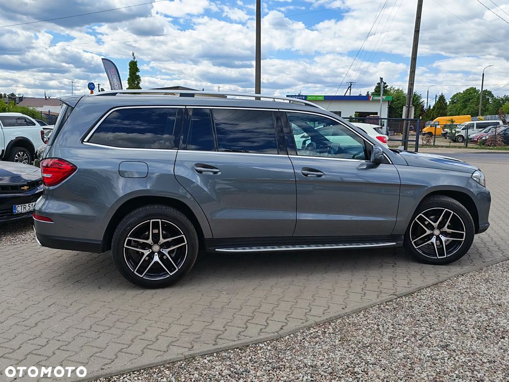 Mercedes-Benz GLS - 11