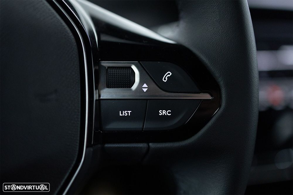 Peugeot 2008 1.2 Allure - 17