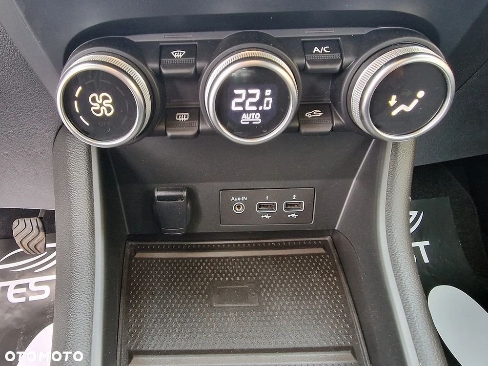 Renault Captur 1.0 TCe Intens - 19