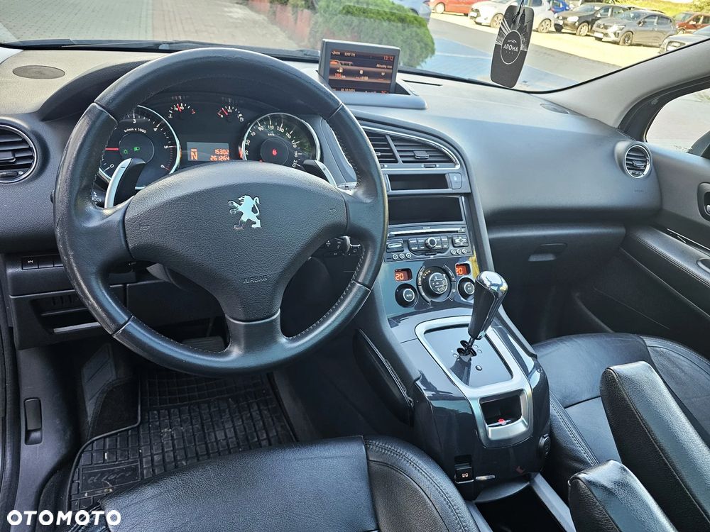 Peugeot 5008 HDI FAP 110 EGS6 Platinum - 8
