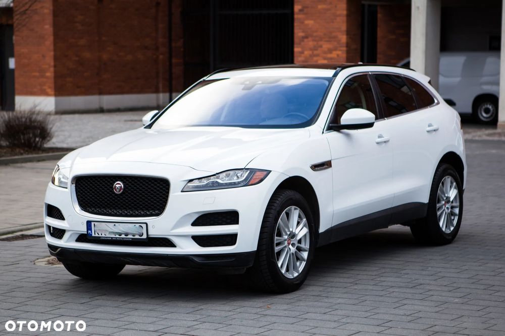 Jaguar F-Pace 25t AWD Prestige - 1