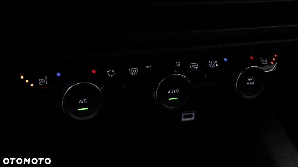 Citroën C5X 1.6 PureTech Shine EAT8 - 25