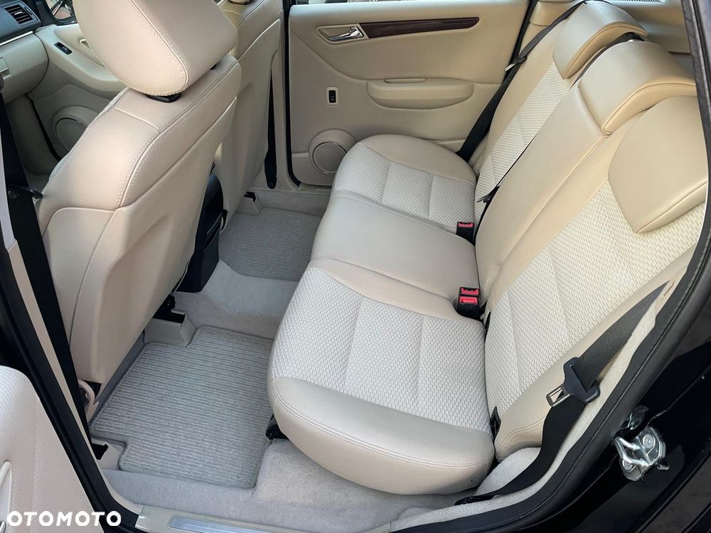 Mercedes-Benz Klasa B 180 CDI DPF Special Edition - 9